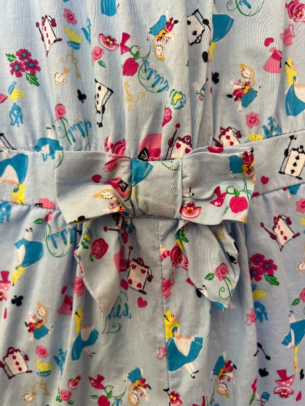 Janie and Jack x Alice in Wonderland x Disney - size 5 - Picture 4 of 9